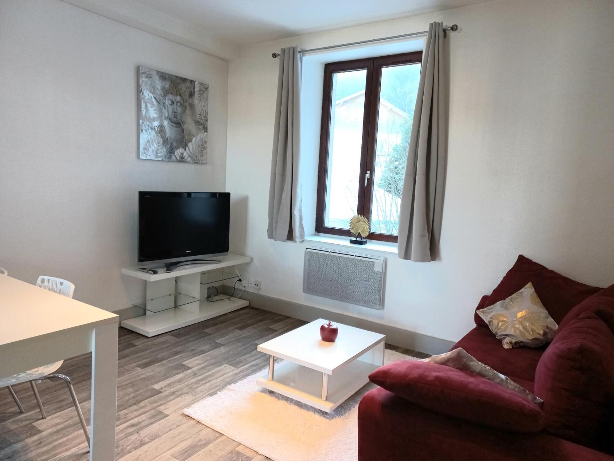 Appartement Les Iris, Au Calme, Proche Du Centre เรเมียร์มอง ภายนอก รูปภาพ